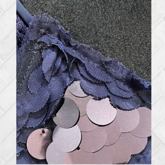 Sexy Sequin Slip Dress in Navy with Scallop Motif EUC Size Large - Picture 13 of 13
